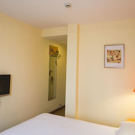 Home Inn Shanghai Zhongshan Park Changning Екстер'єр фото