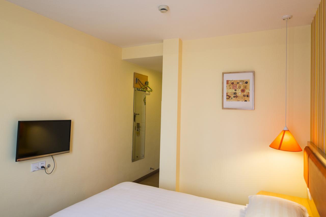Home Inn Shanghai Zhongshan Park Changning Екстер'єр фото